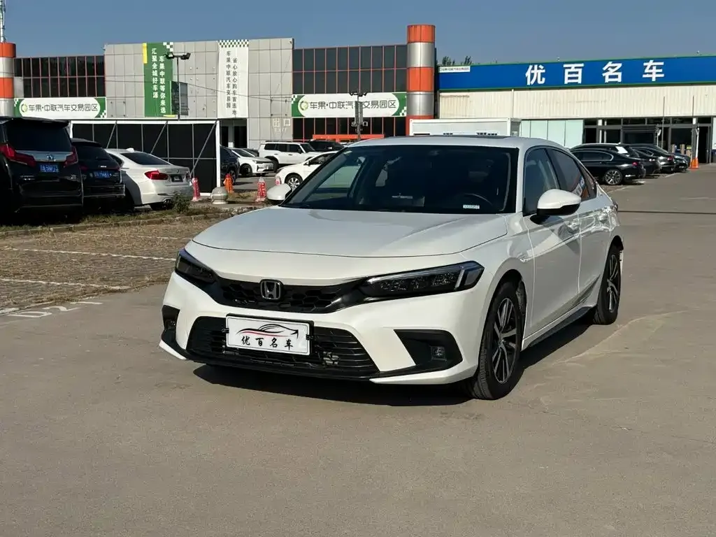 Honda Civic — фото 1