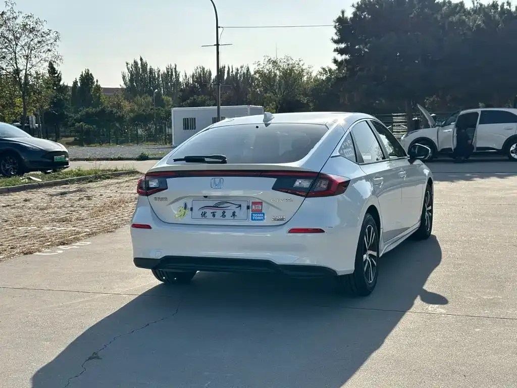 Honda Civic — фото 4