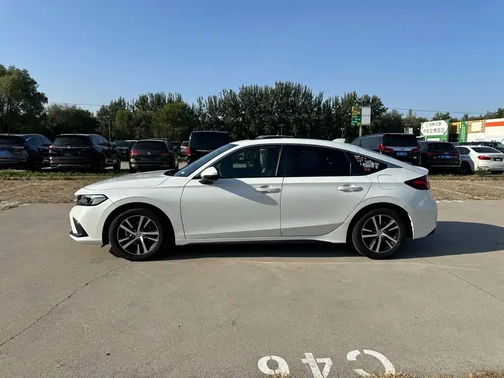 Honda Civic — фото 7