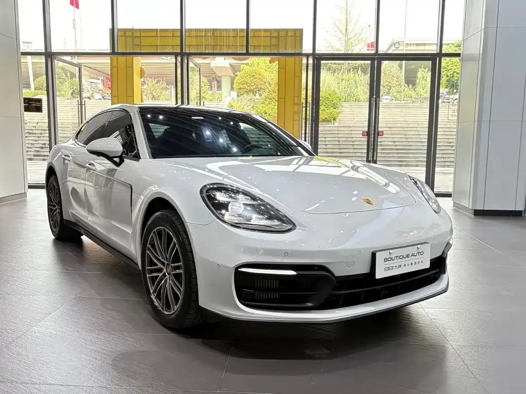 Porsche Panamera — фото 10