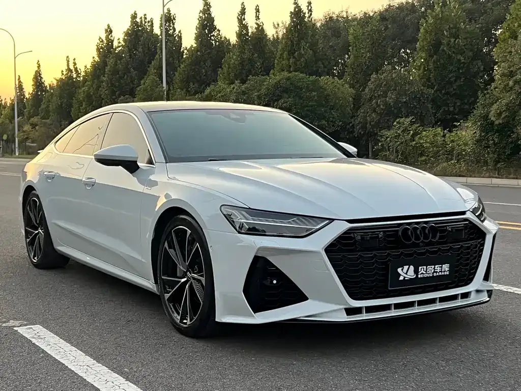 Audi A7 — фото 7