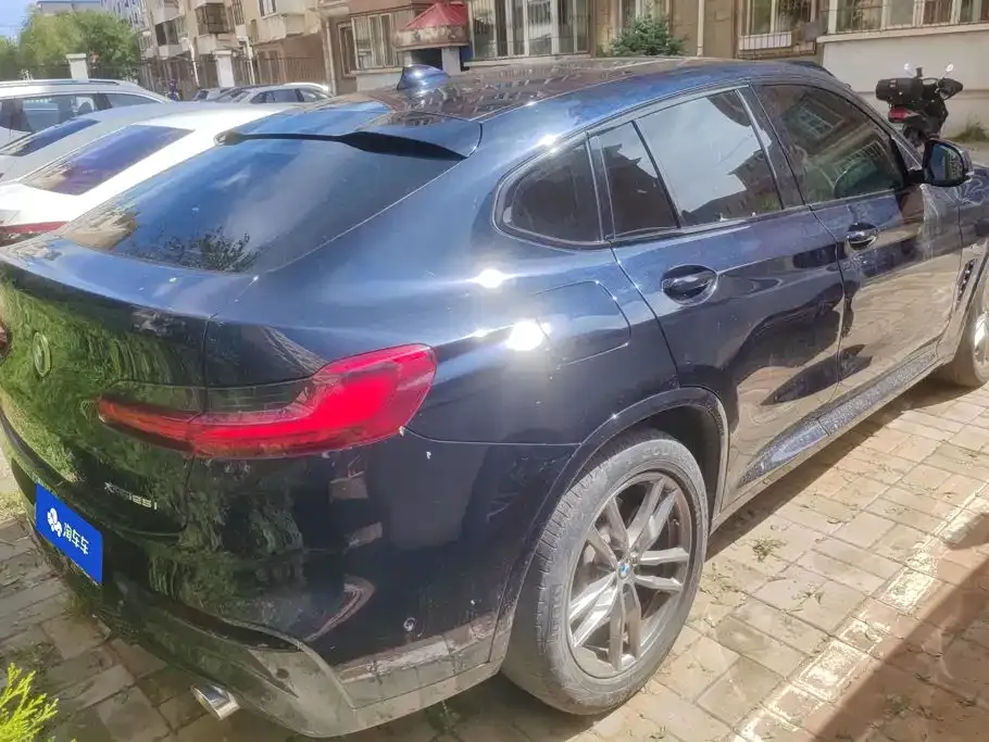 BMW X4 — фото 9