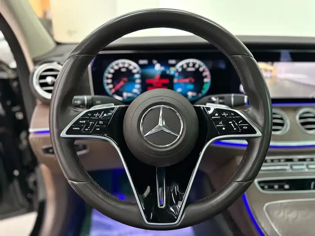 Mercedes-Benz E-Class New Energy — фото 7