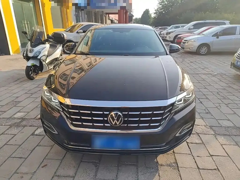 Volkswagen Passat — фото 5
