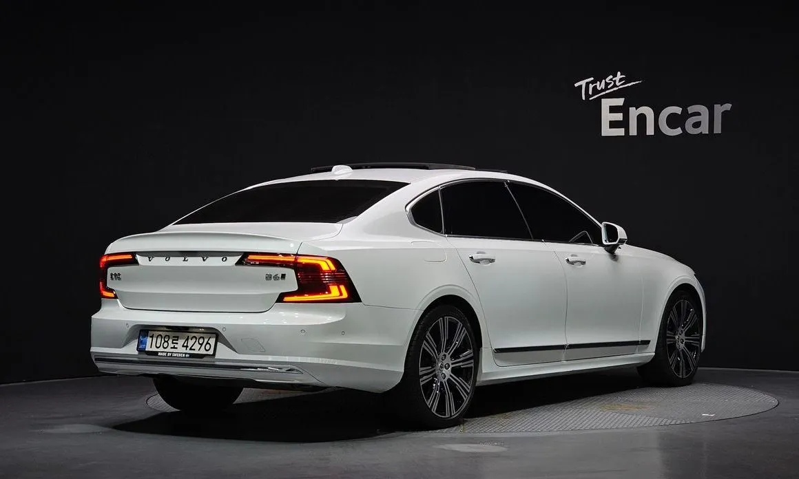 Volvo S90 — фото 5