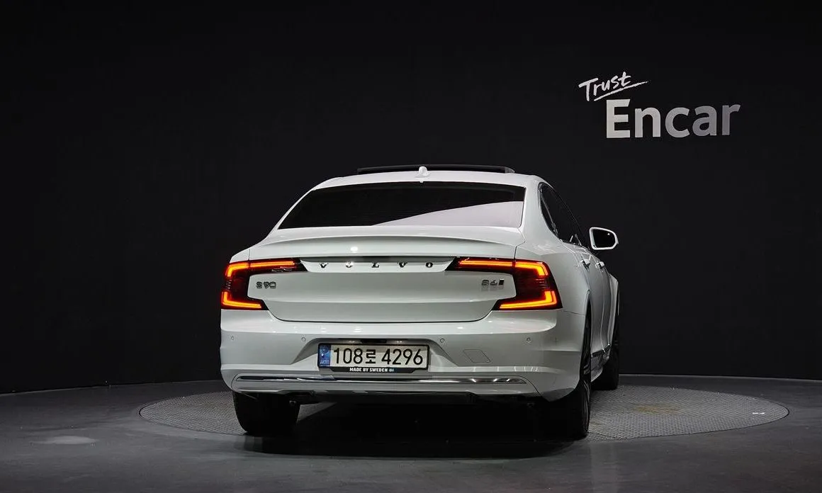 Volvo S90 — фото 3
