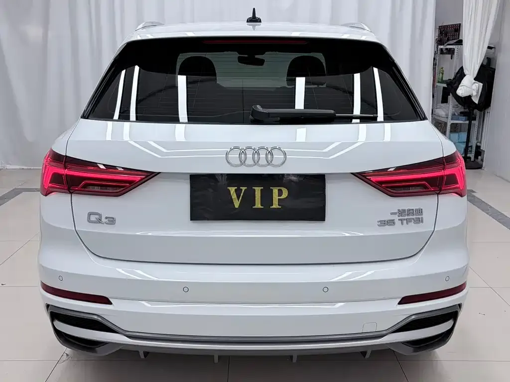 Audi Q3 — фото 3