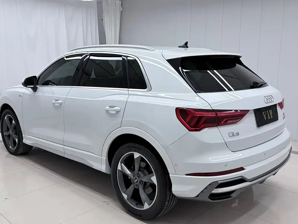 Audi Q3 — фото 2