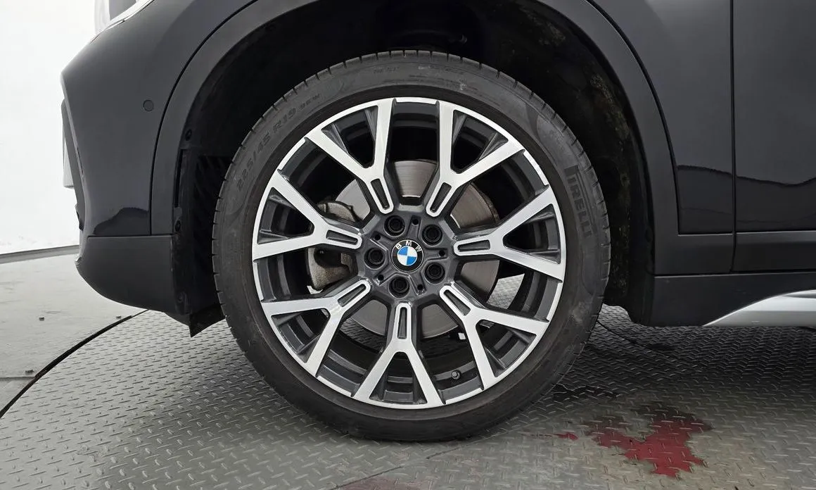 BMW X1 — фото 10
