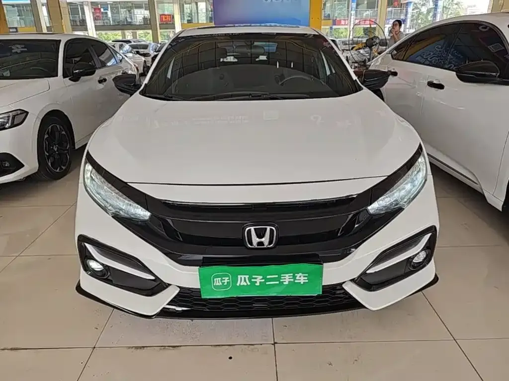Honda Civic — фото 8