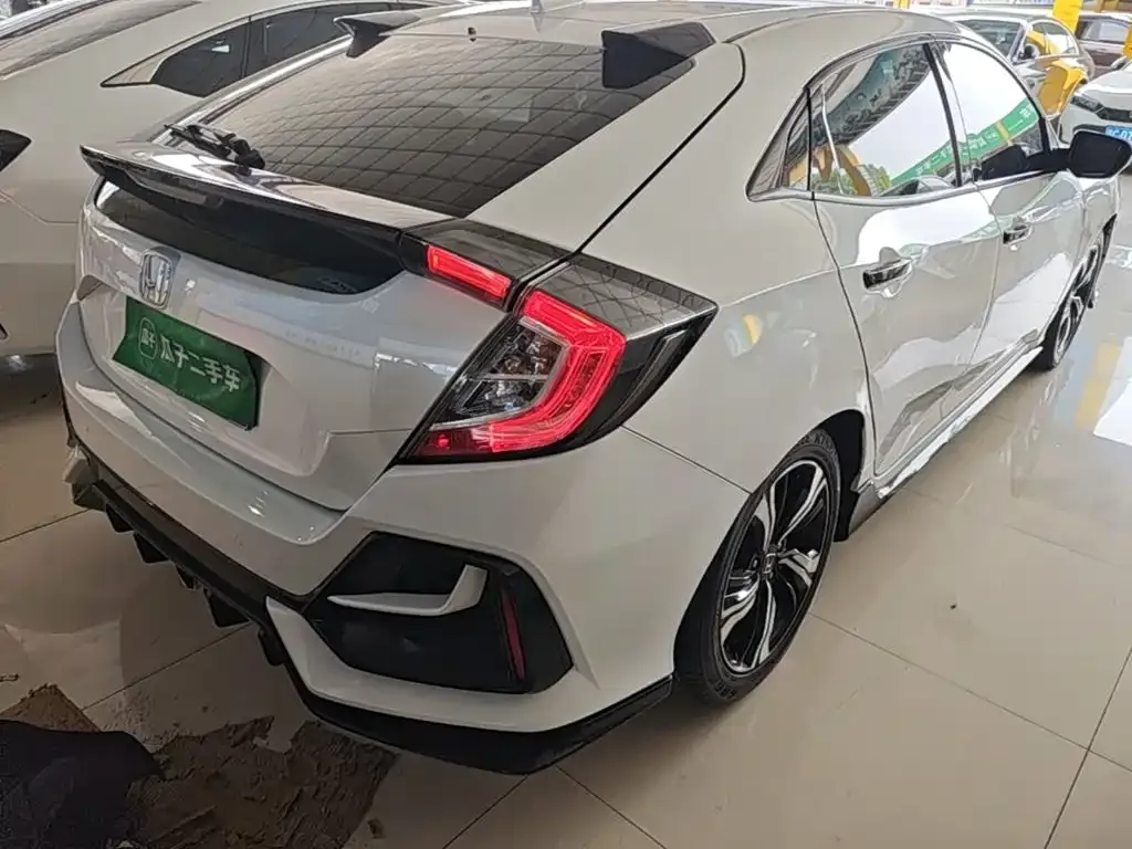 Honda Civic — фото 5