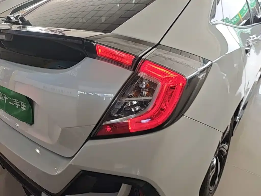 Honda Civic — фото 9