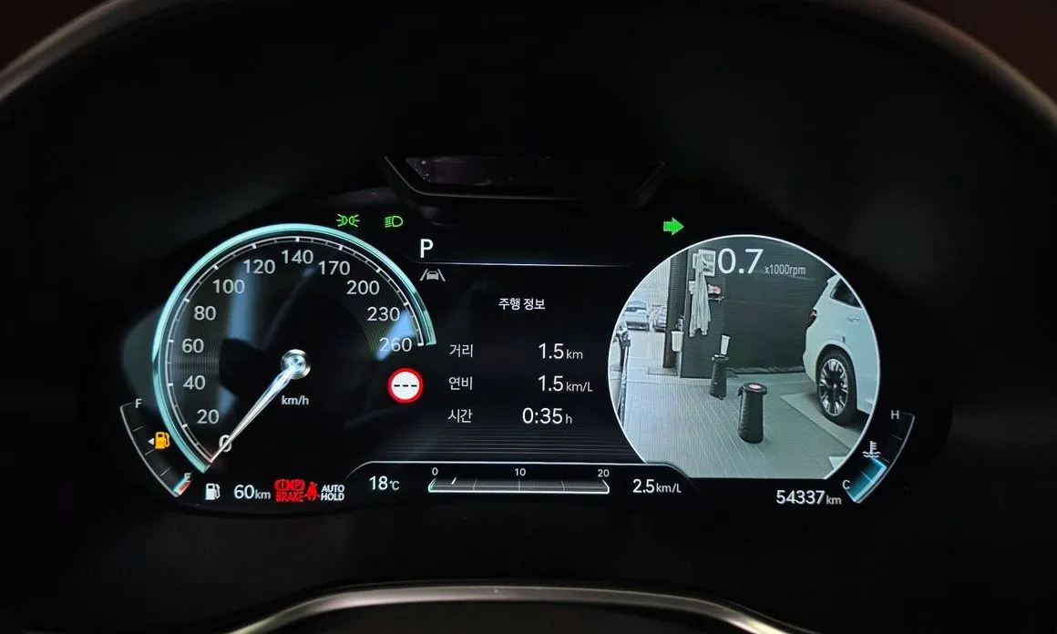 Genesis G80 — фото 10