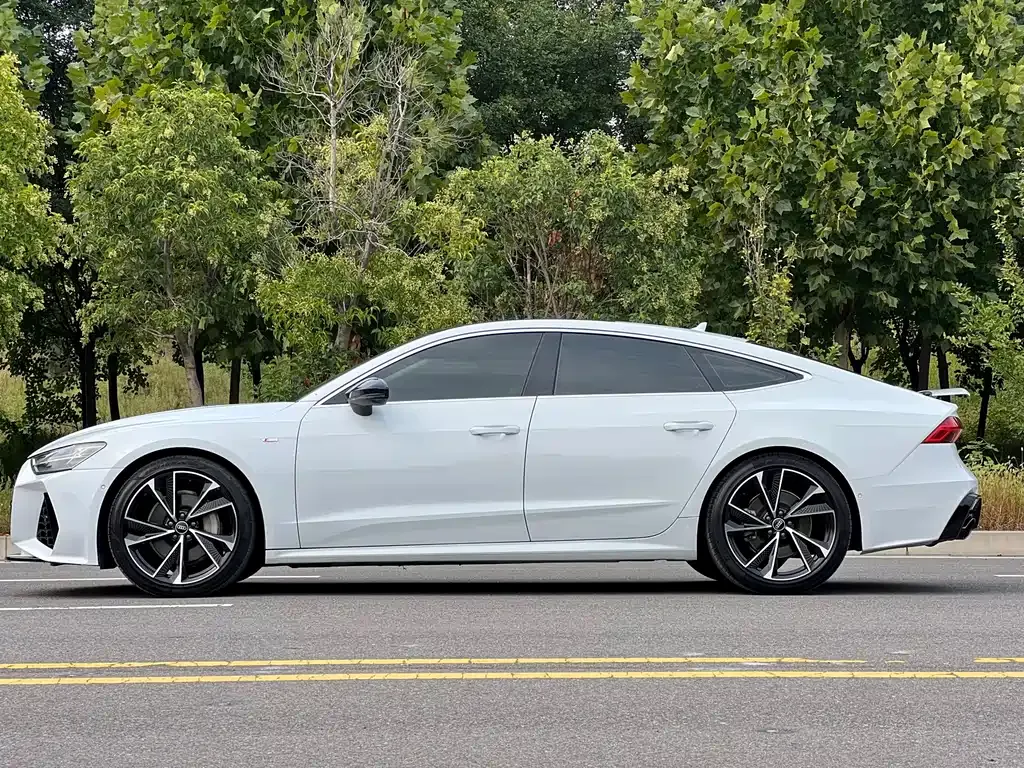 Audi A7 — фото 8