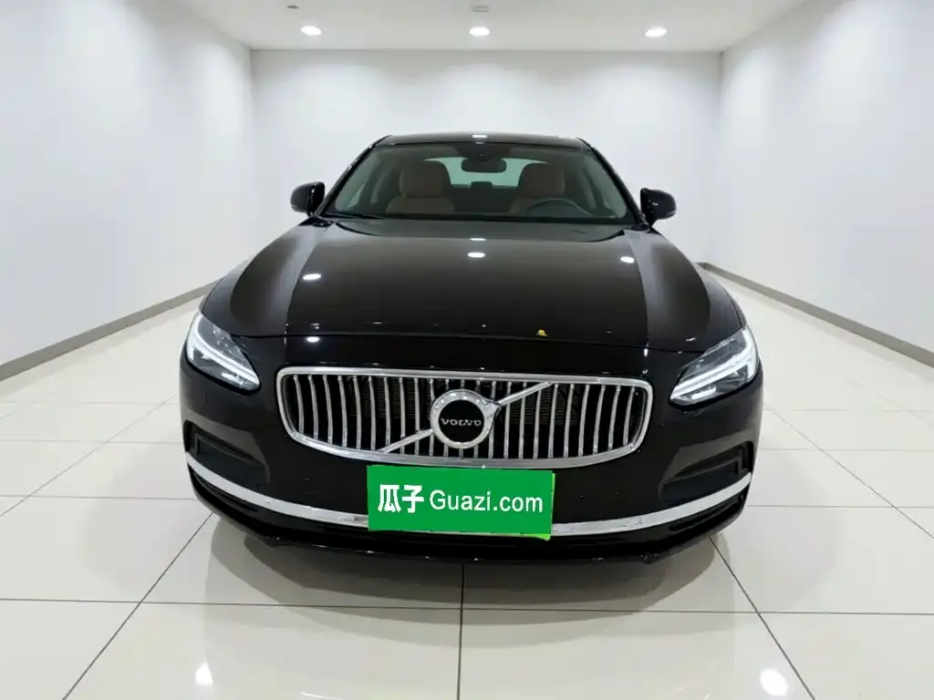 Volvo S90 — фото 4