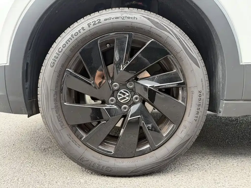 Volkswagen Tharu — фото 10