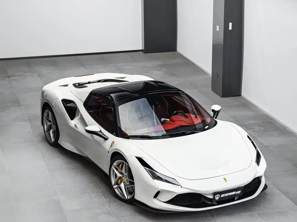 Ferrari F8 — фото 9