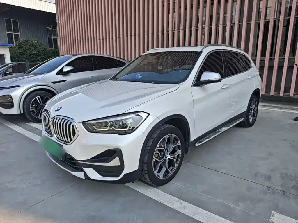 BMW X1 — фото 7