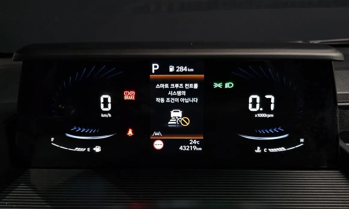 Hyundai Staria — фото 4