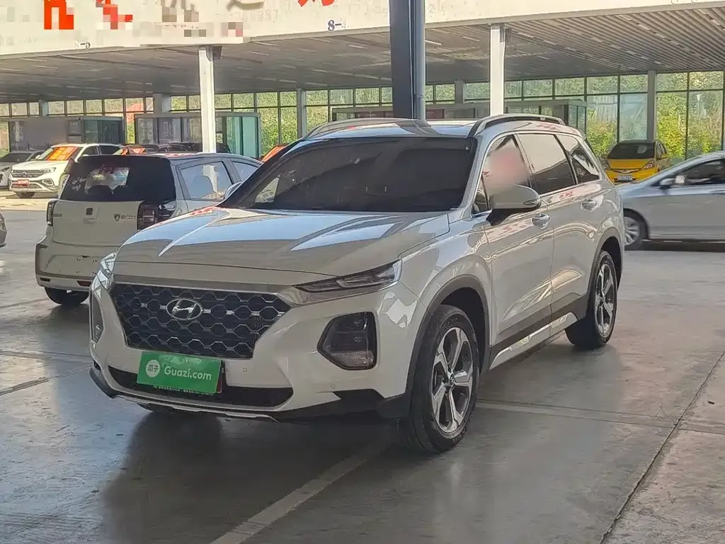 Hyundai Santa Fe — фото 3