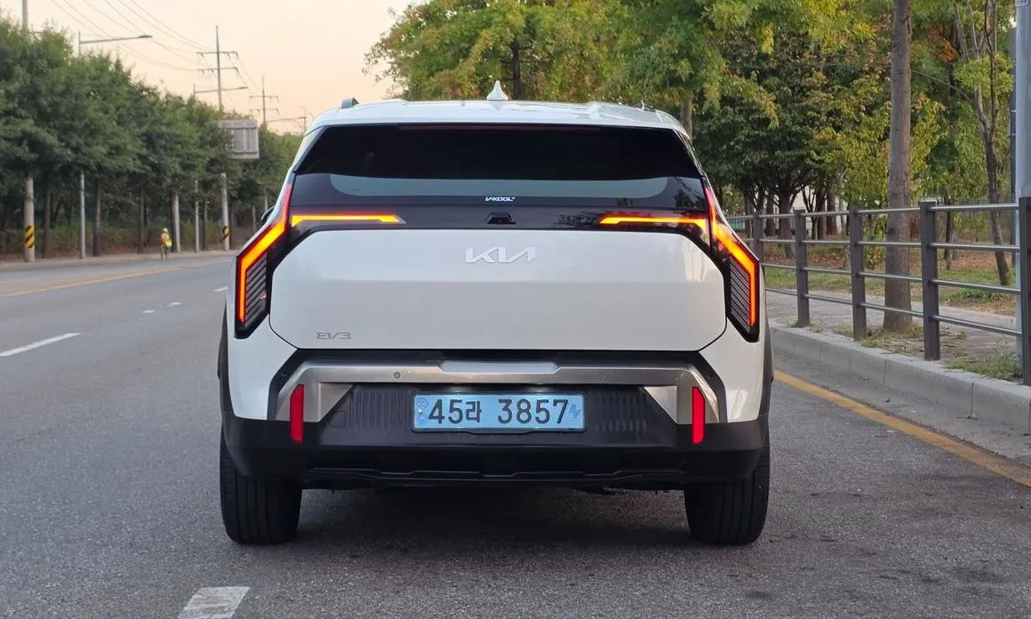 Kia EV3 — фото 7