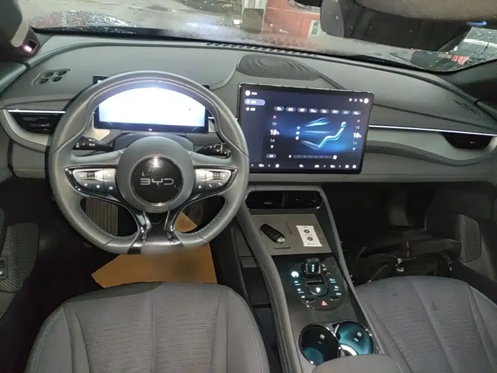 BYD Seal 06GT — фото 8