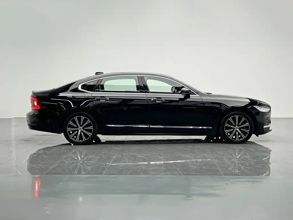 Volvo S90 — фото 4