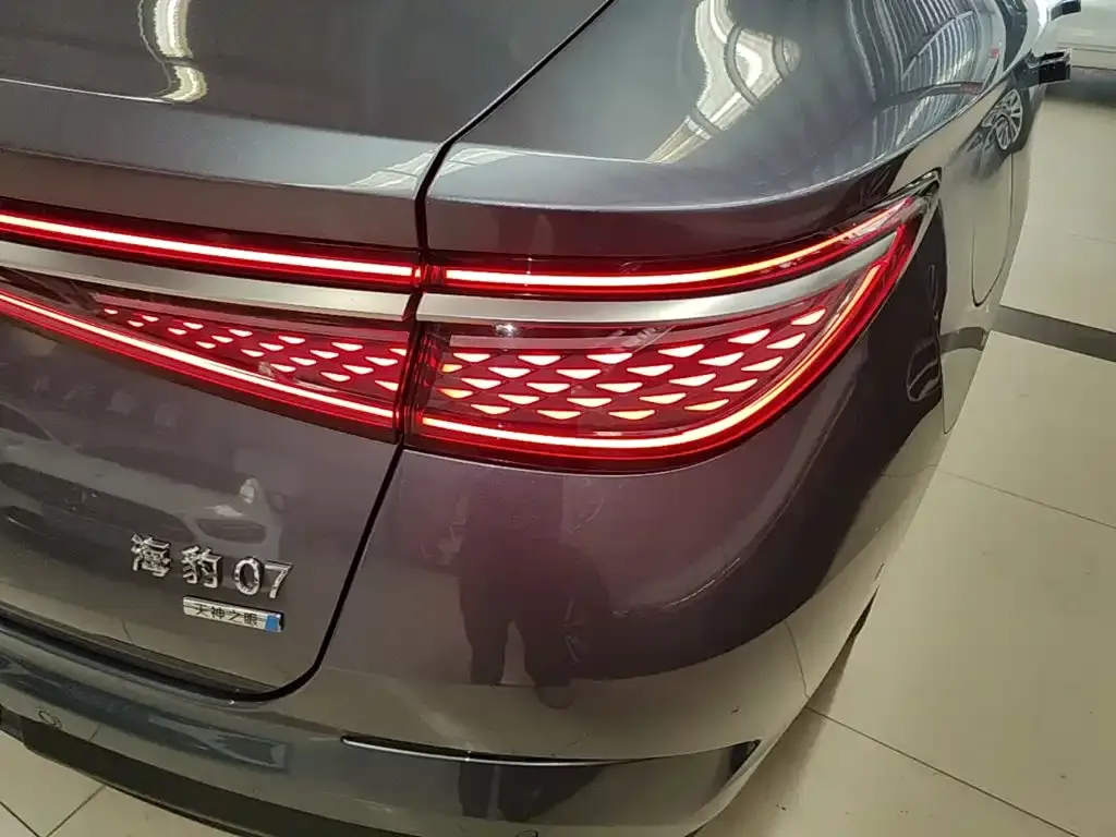 BYD Seal 07 DM-i — фото 5