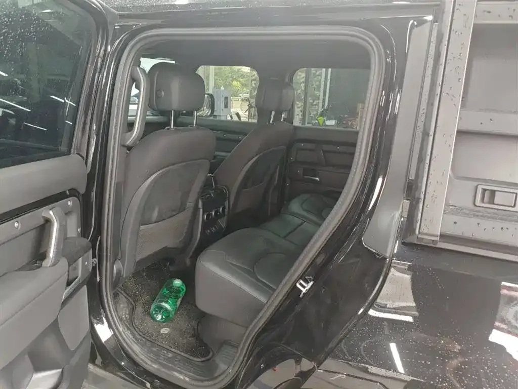 Land Rover Defender — фото 4