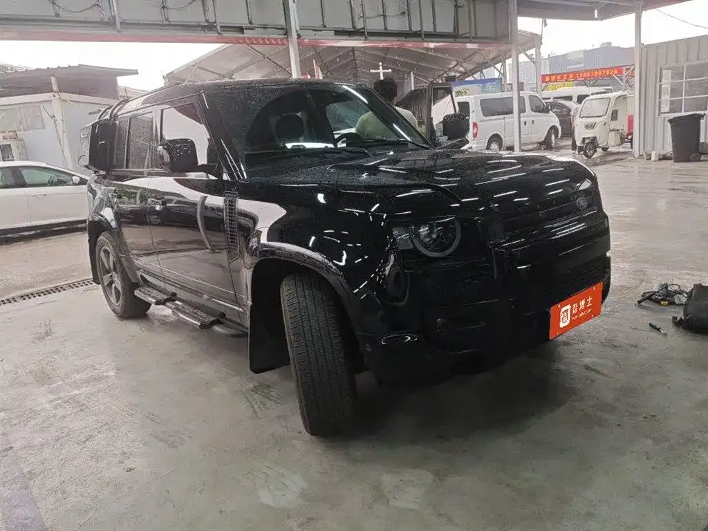 Land Rover Defender — фото 2