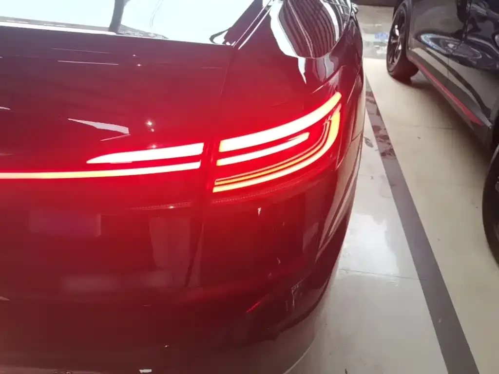 Volkswagen Passat — фото 8