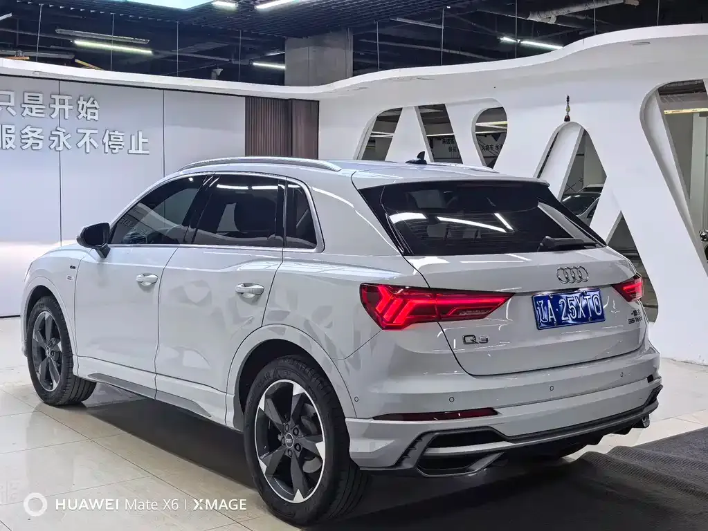 Audi Q3 — фото 9