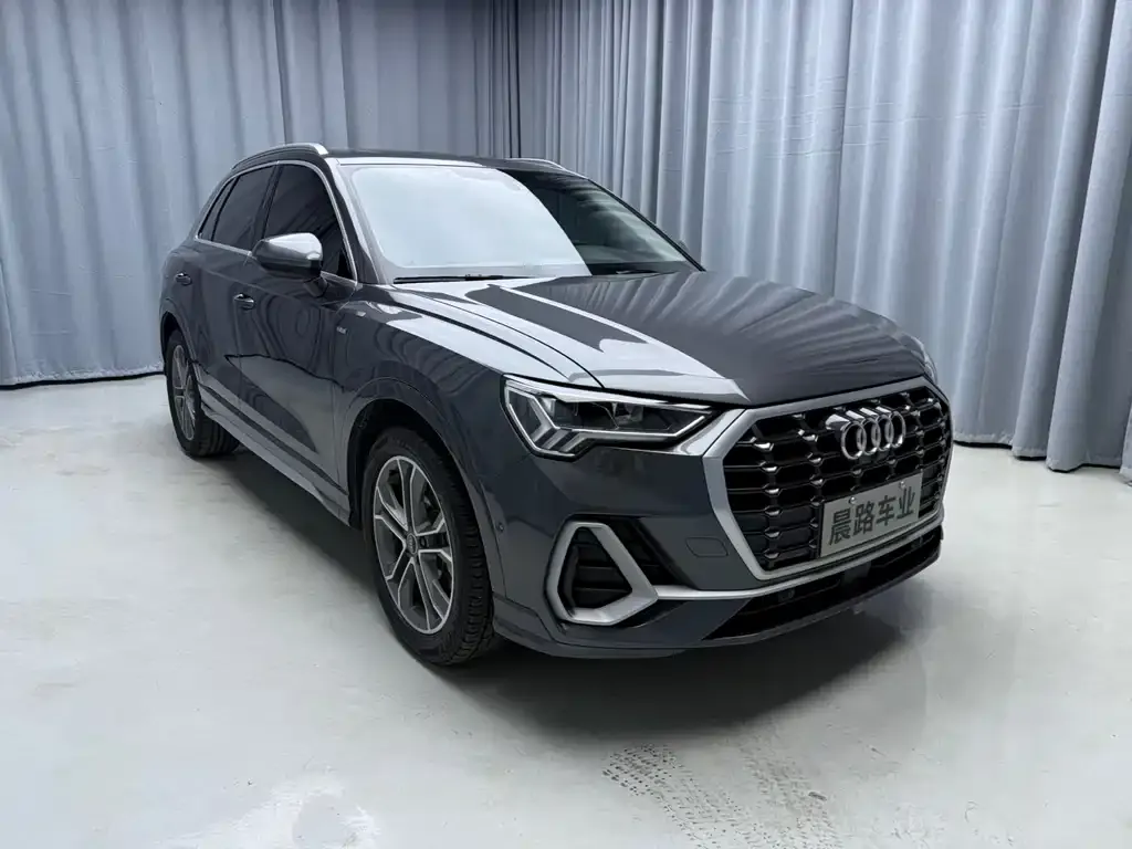 Audi Q3 — фото 4