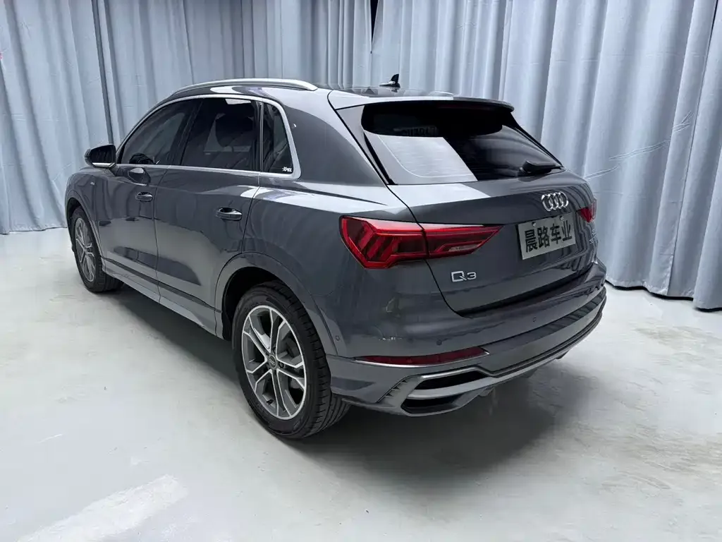 Audi Q3 — фото 3