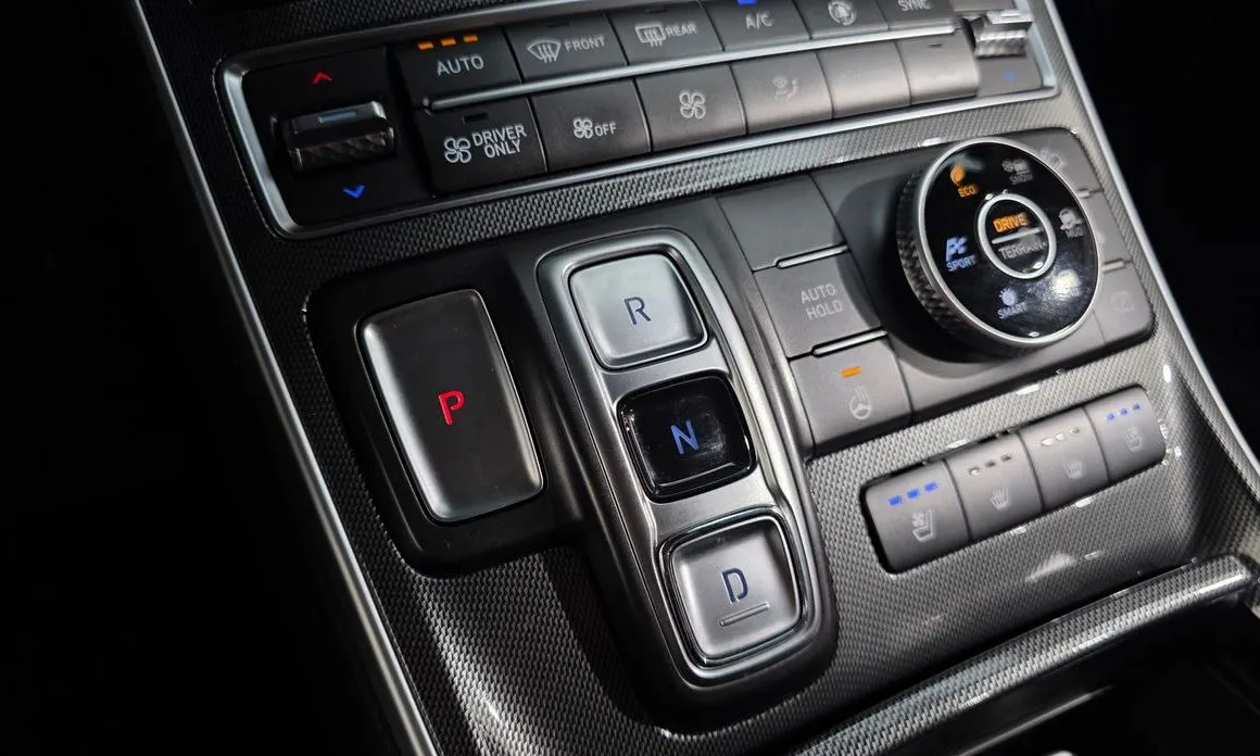 Hyundai Santafe — фото 2