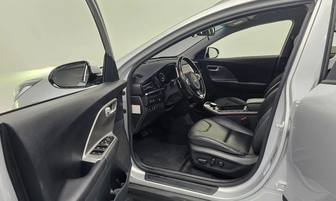 Kia Niro — фото 10