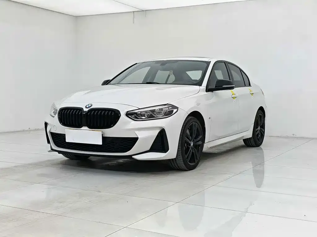 BMW 1 Series — фото 1
