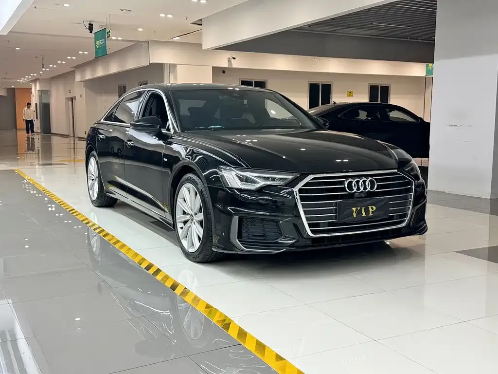 Audi A6L — фото 6