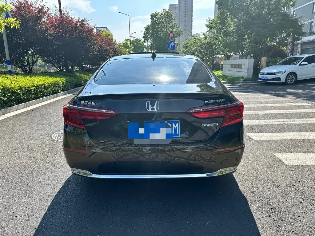 Honda Inspire — фото 10