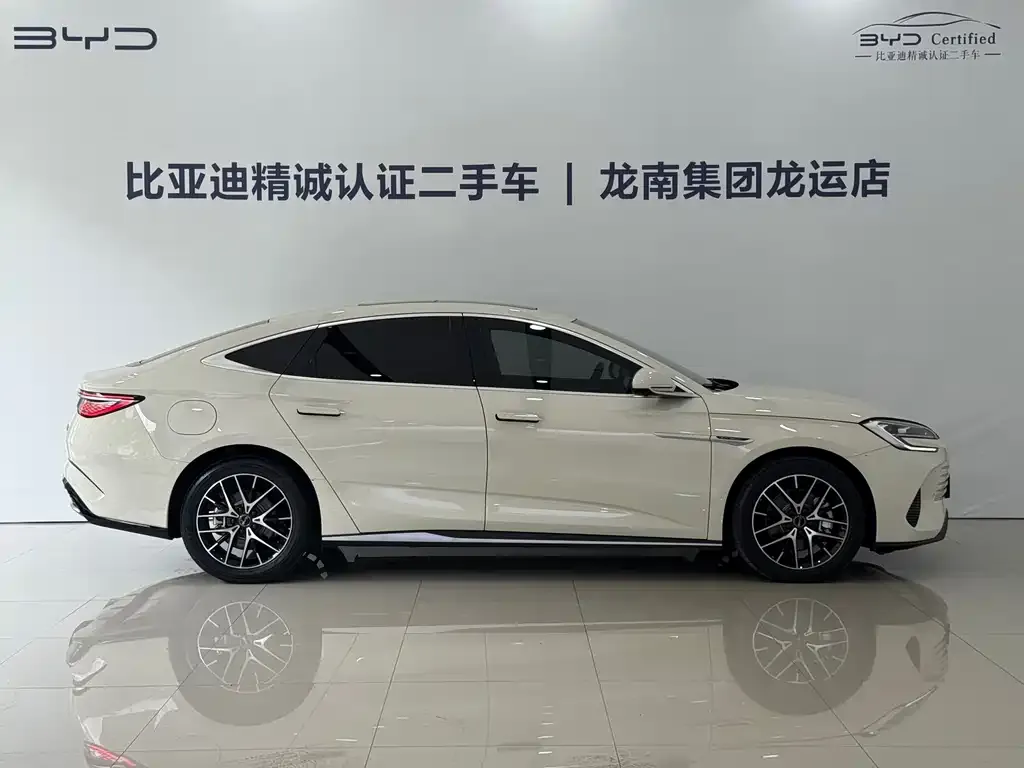 BYD Seal 07 DM-i — фото 3