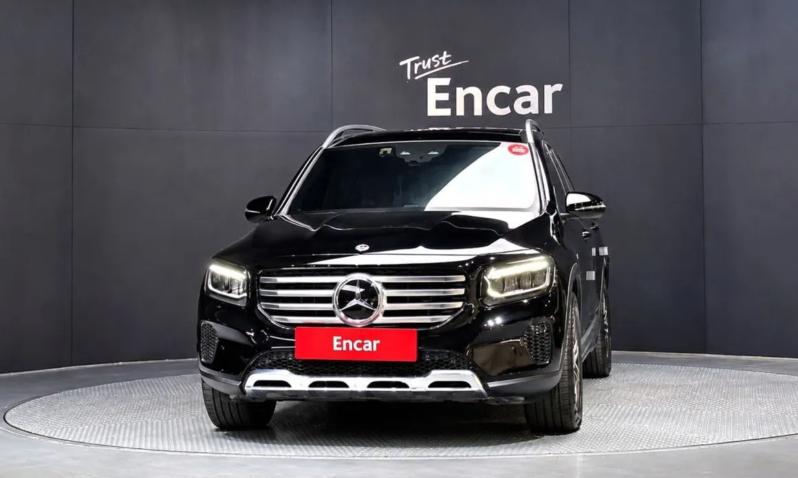 Mercedes-Benz GLB-Class — фото 1