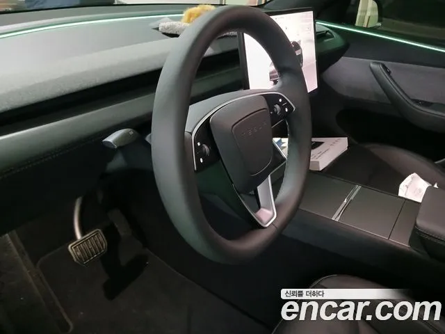 Tesla Model Y — фото 6