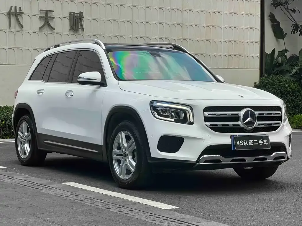 Mercedes-Benz GLB — фото 5