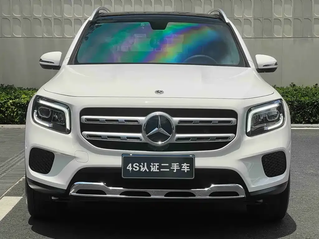 Mercedes-Benz GLB — фото 2