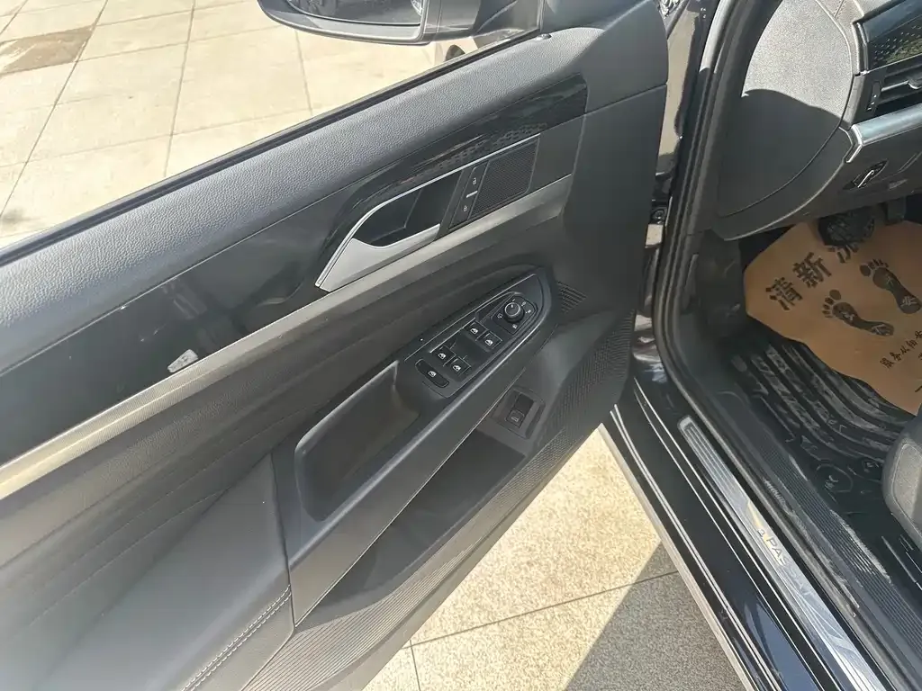 Volkswagen Passat — фото 6