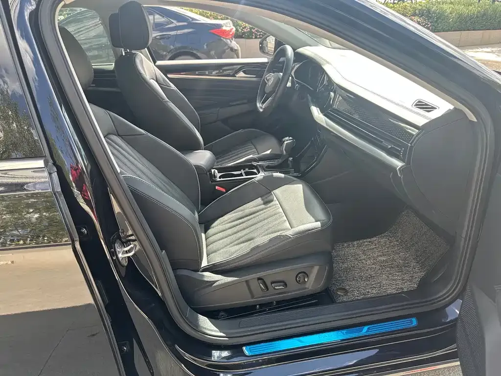 Volkswagen Passat — фото 4