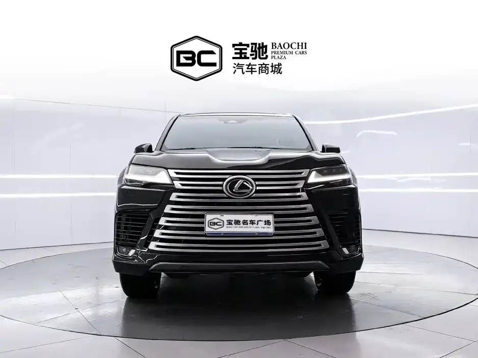 Lexus LX — фото 8