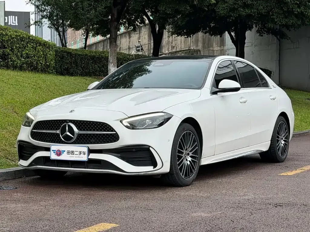 Mercedes-Benz C-Class — фото 1