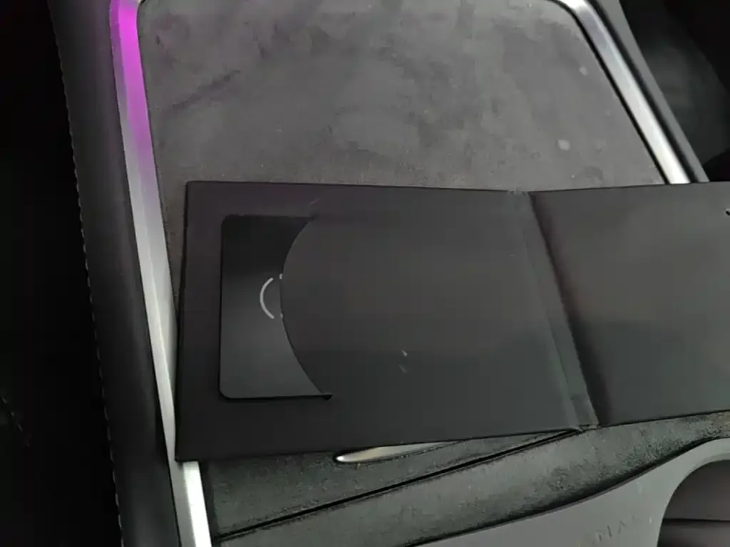 Tesla Model 3 — фото 3