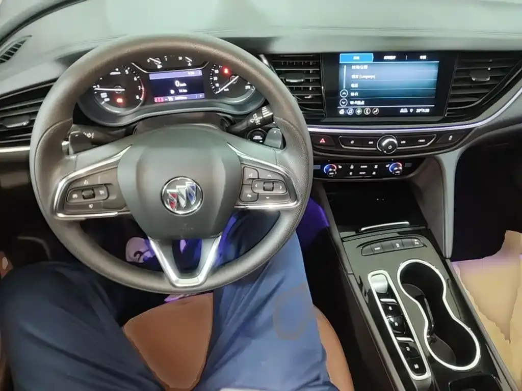 Buick Regal — фото 10